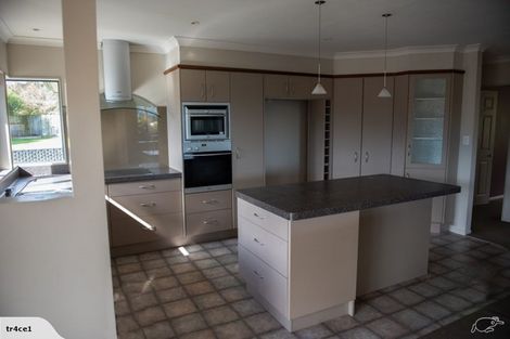 Photo of property in 6 Honeysuckle Lane, Ohauiti, Tauranga, 3112
