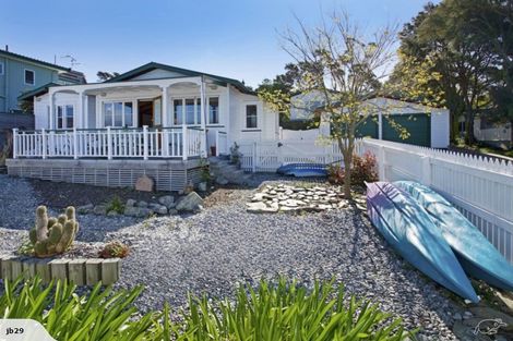 Photo of property in 87 Point Road, Monaco, Nelson, 7011