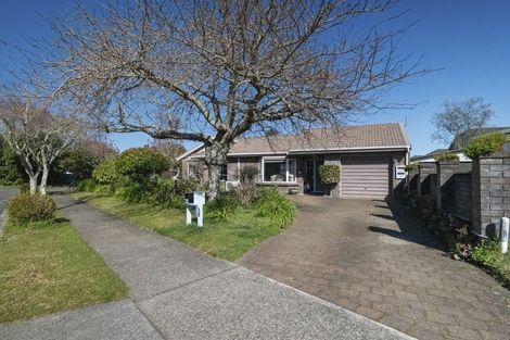 Photo of property in 2 Kirk Lane, Owhata, Rotorua, 3010