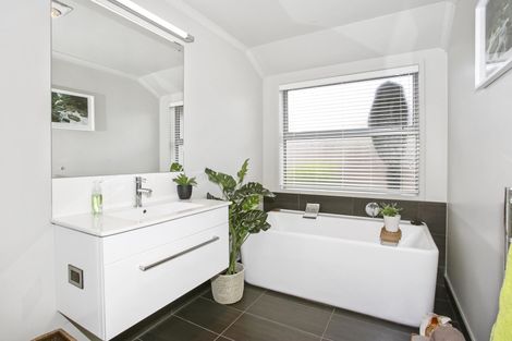 Photo of property in 13 Hillpark Drive, Pokeno, 2402