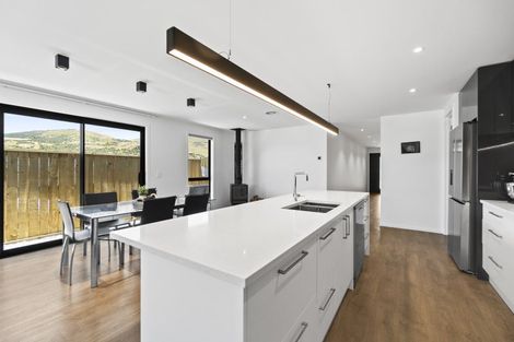 Photo of property in 93 Jack Hanley Drive, Jacks Point, Queenstown, 9371