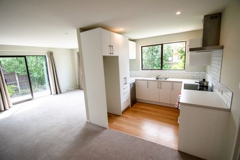 Photo of property in 2/115 Prestons Road, Redwood, Christchurch, 8051