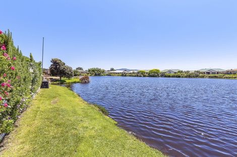 Photo of property in 10 Glen Loch Place, Paraparaumu, 5032