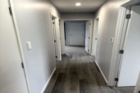 Photo of property in 1 Hellyers Street, Birkdale, Auckland, 0626