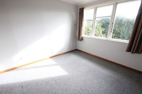Photo of property in 8 Ayr Place, Hokowhitu, Palmerston North, 4410