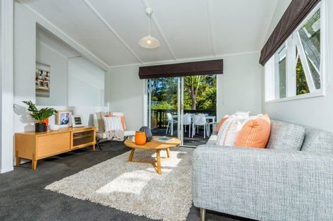 Photo of property in 60 Channel View Road, Campbells Bay, Auckland, 0630