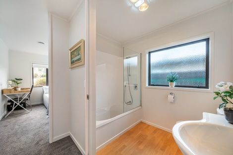 Photo of property in 7 Diamond Grove, Brown Owl, Upper Hutt, 5018