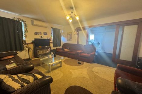 Photo of property in 132 Masters Avenue, Silverdale, Hamilton, 3216