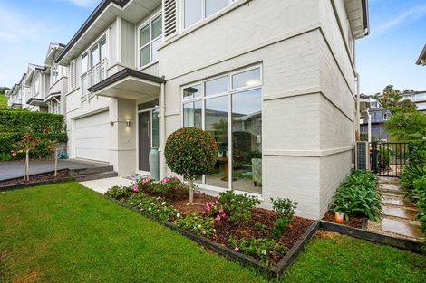 Photo of property in 61 Panorama Heights, Orewa, 0931