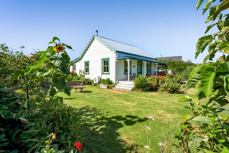 Photo of property in 1 Mahuru Lane, Okato, 4335