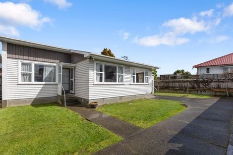 Photo of property in 11a Barsi Grove, Avalon, Lower Hutt, 5011