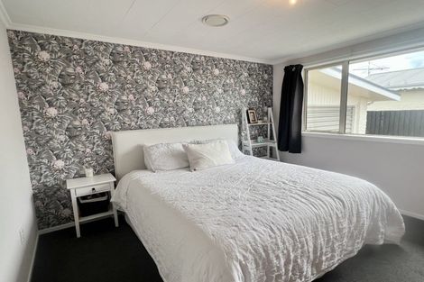 Photo of property in 74 O'byrne Street, Waikiwi, Invercargill, 9810