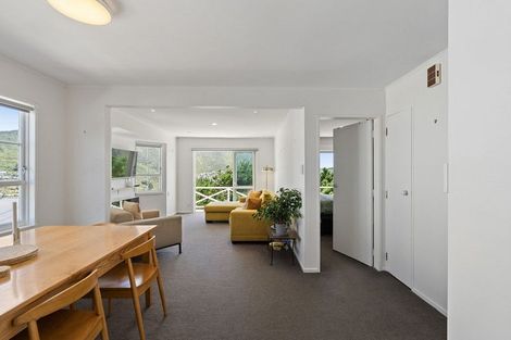 Photo of property in 24a Parklands Drive, Karori, Wellington, 6012