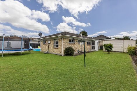 Photo of property in 2/14 Cosgrave Road, Papakura, 2110