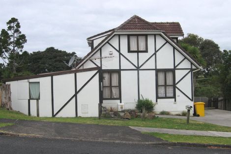 Photo of property in 22 Hiwihau Place, Glenfield, Auckland, 0629