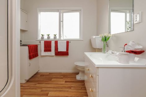 Photo of property in 4/107 Portage Road, New Lynn, Auckland, 0600