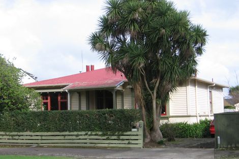 Photo of property in 10 Union Street, Hokowhitu, Palmerston North, 4410
