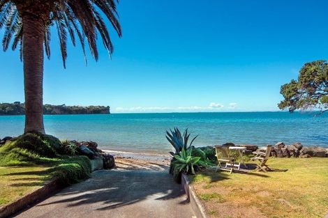 Photo of property in 6/4 Arkles Strand, Arkles Bay, Whangaparaoa, 0932