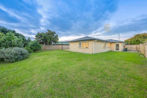 Photo of property in 71 Medvale Avenue, Flat Bush, Auckland, 2019