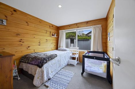 Photo of property in 12 Frank Frethey Place, Highlands Park, New Plymouth, 4312