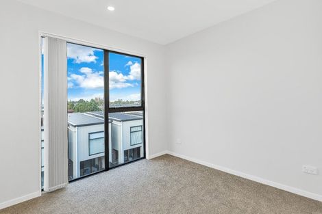 Photo of property in 56 Tukari Lane, Mangere Bridge, Auckland, 2022