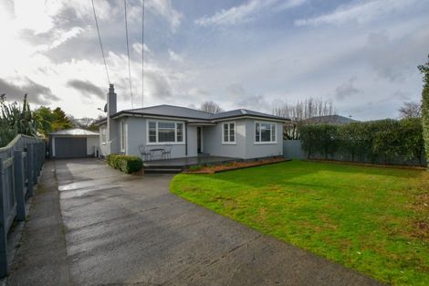 Photo of property in 69 Nelson Crescent, Carterton, 5713