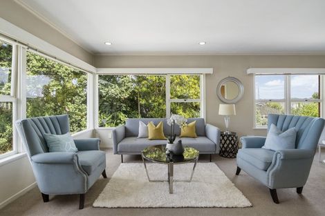 Photo of property in 1/21 Evelyn Place, Hillcrest, Auckland, 0627