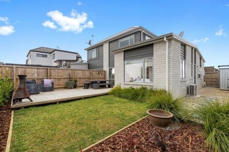 Photo of property in 16 Springside Court, Huntington, Hamilton, 3210