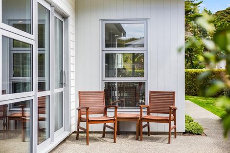 Photo of property in 6 Shoal Place, Whitby, Porirua, 5024