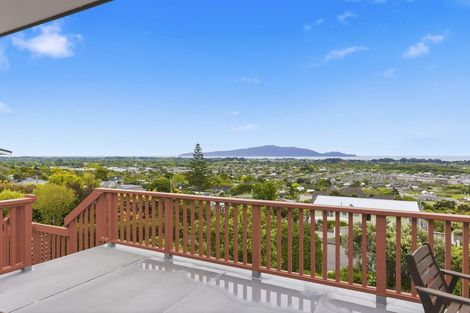 Photo of property in 51 Kotare Street, Waikanae, 5036