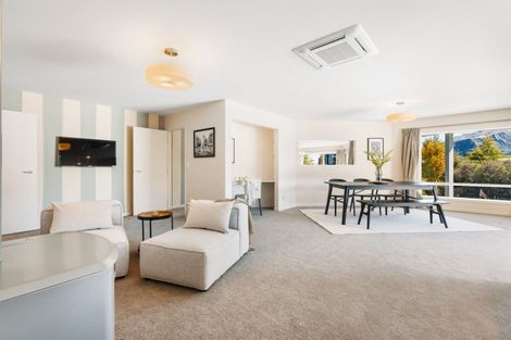 Photo of property in 2 Island View Place, Wanaka, 9305