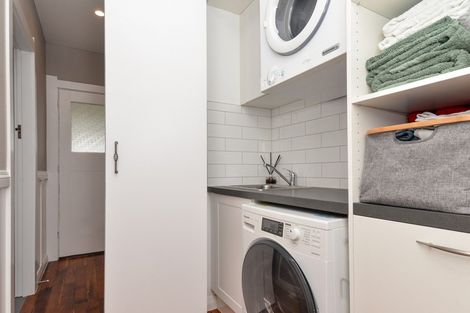 Photo of property in 35 Hinau Street, Maeroa, Hamilton, 3200