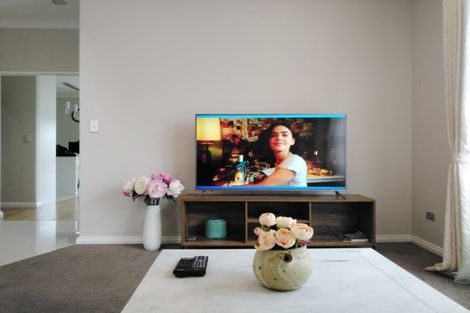 Photo of property in 11 Ballindrait Drive, Flat Bush, Auckland, 2019