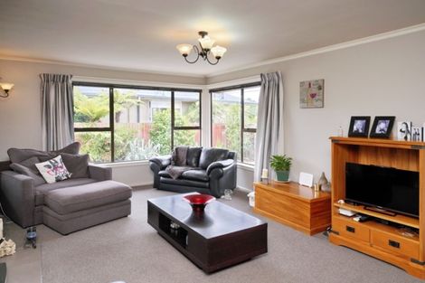 Photo of property in 37 Ashgrove Street, Rangiora, 7400