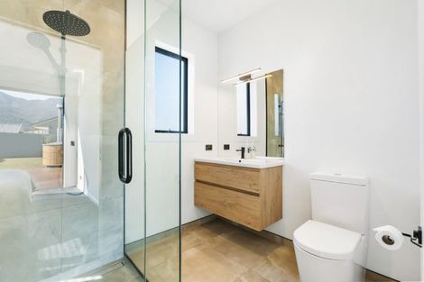 Photo of property in 13 Teal Place, Lake Hawea, Wanaka, 9382