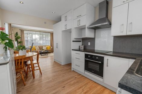 Photo of property in 1/27 Oxley Avenue, St Albans, Christchurch, 8014