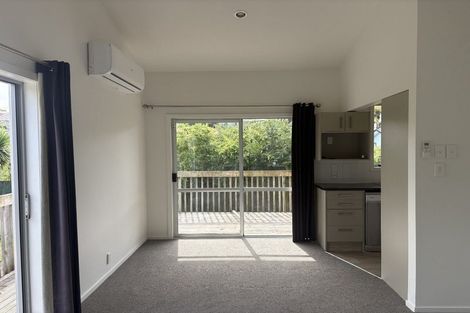 Photo of property in 17 Aronui Terrace, Kelston, Auckland, 0602