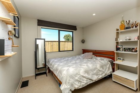 Photo of property in 22 Record Street, Fitzroy, New Plymouth, 4312