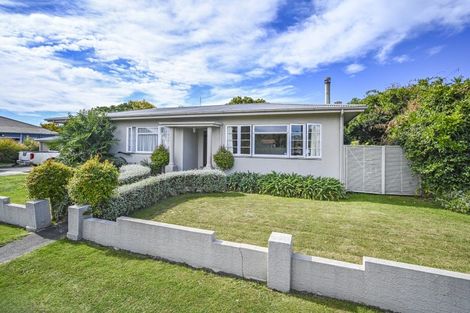 Photo of property in 98 Duchess Crescent, Mayfair, Hastings, 4122