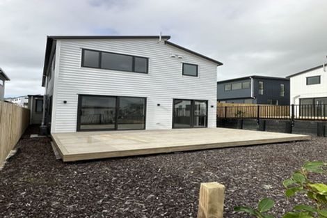 Photo of property in 26 Pohewa Road, Silverdale, 0932