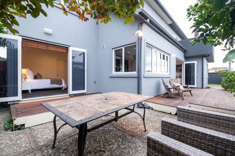 Photo of property in 9a Avenue Road, Greenmeadows, Napier, 4112