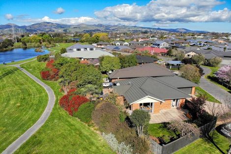 Photo of property in 1 Edgewater Lane, Halswell, Christchurch, 8025