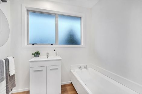 Photo of property in 18 Stacey Place, Woolston, Christchurch, 8062