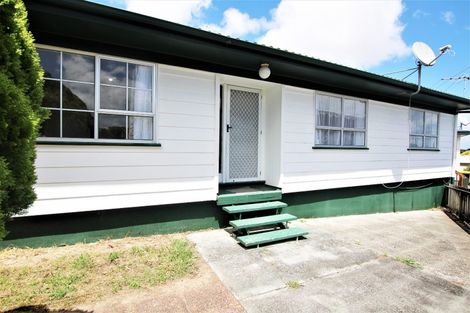 Photo of property in 61 Alabaster Drive, Papatoetoe, Auckland, 2025
