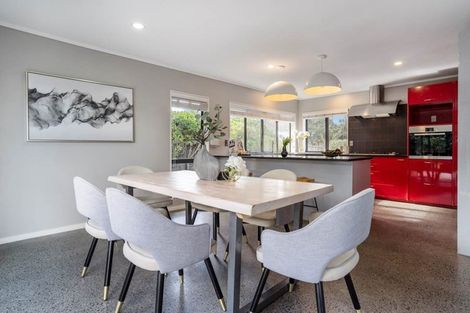 Photo of property in 37 Rochester Crescent, Somerville, Auckland, 2014