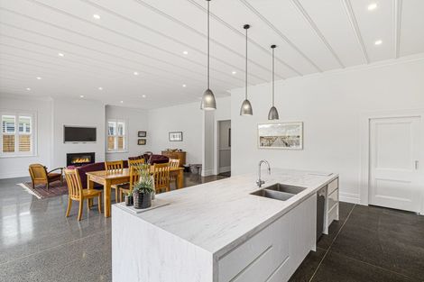 Photo of property in 154 Hinemoa Street, Birkenhead, Auckland, 0626