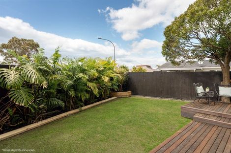 Photo of property in 14 Tudor Place, Mount Maunganui, 3116