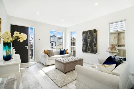 Photo of property in 28 Paripari Street, Flat Bush, Auckland, 2019