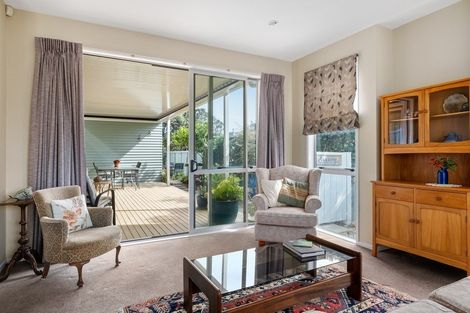 Photo of property in 10 Coprosma Close, Papamoa Beach, Papamoa, 3118