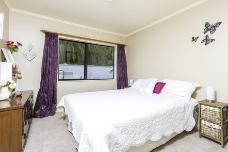 Photo of property in 5 Paradise Way, Pohara, Takaka, 7183